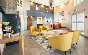 Quality Suites